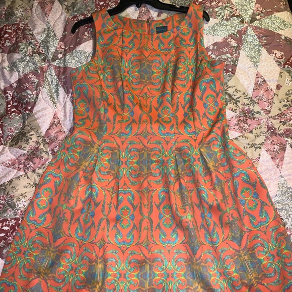 Dress - Picture 1 of 1
